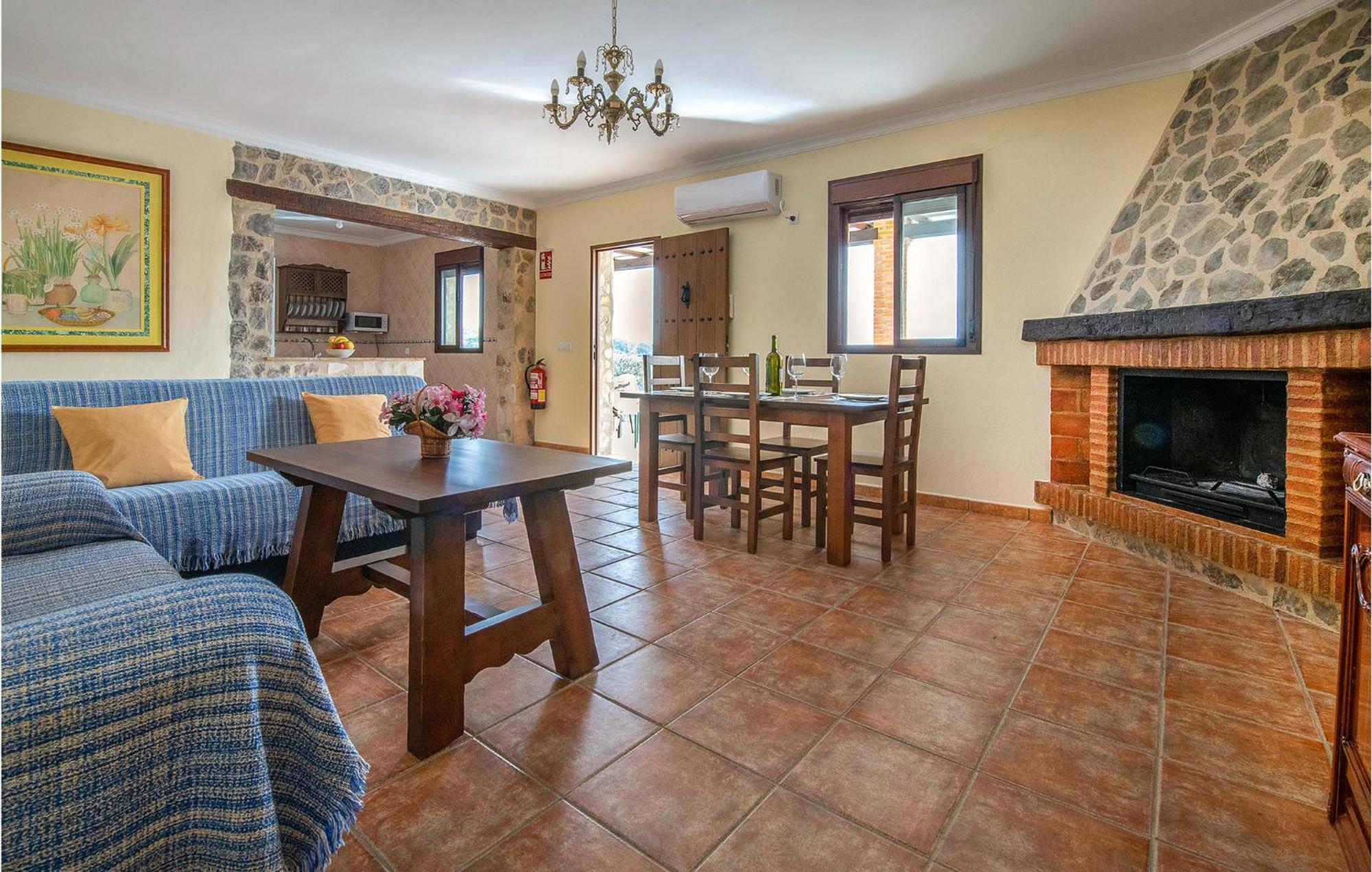 Gorgeous Home In Algodonales With Kitchen Ngoại thất bức ảnh